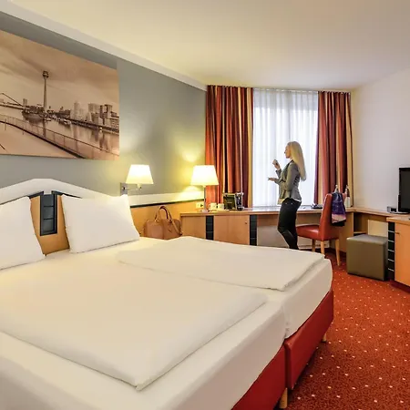 Mercure Duesseldorf 4*
