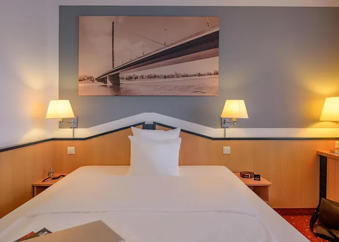 Hotel Mercure Duesseldorf 4*